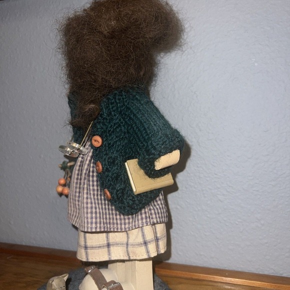 LIZZIE HIGH - Jillian Bowman 2nd edition, 10th anniversary, Retired Vintage doll - Picture 5 of 7